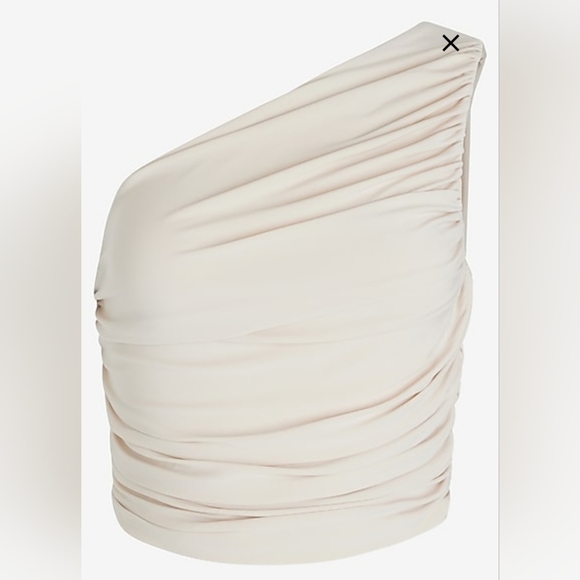 EXPRESS NWT ruched one shoulder crop top - Picture 6 of 9